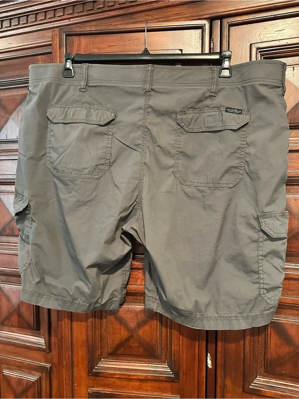 50 Lee STRETCH Men's EXTREME MOTION Cargo Shorts in Olive